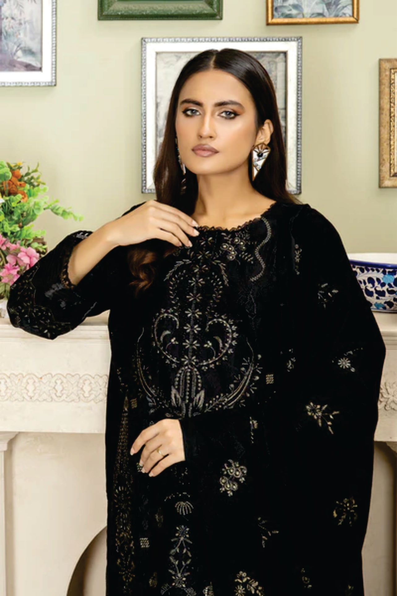 WOOL EMBROIDERED Collection by Marjjan MRW-473(BLACK)