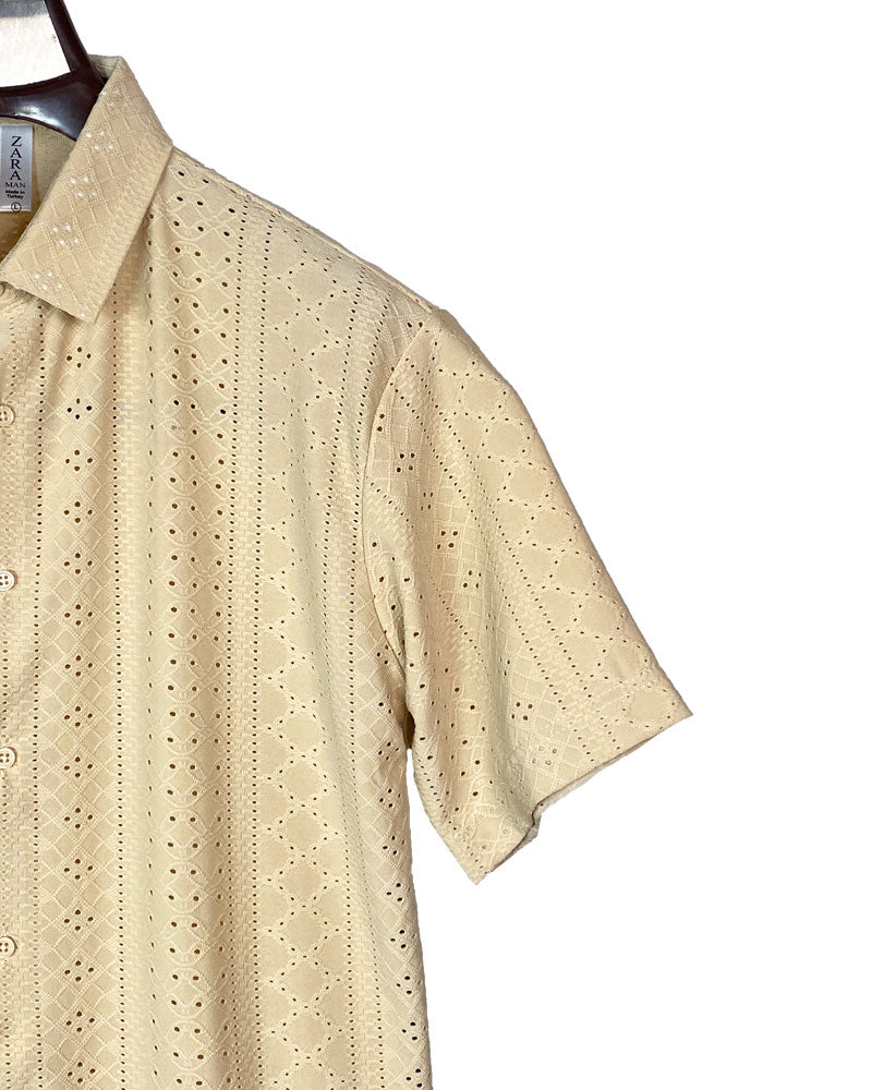 Men’s Beige Eyelet Short Sleeve Button-Down Shirt – Lightweight Breezy Summer Style