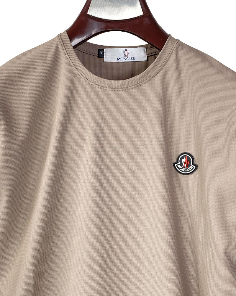 Moncler Men’s Beige Logo T-Shirt – Luxury Minimalism for Everyday Wear