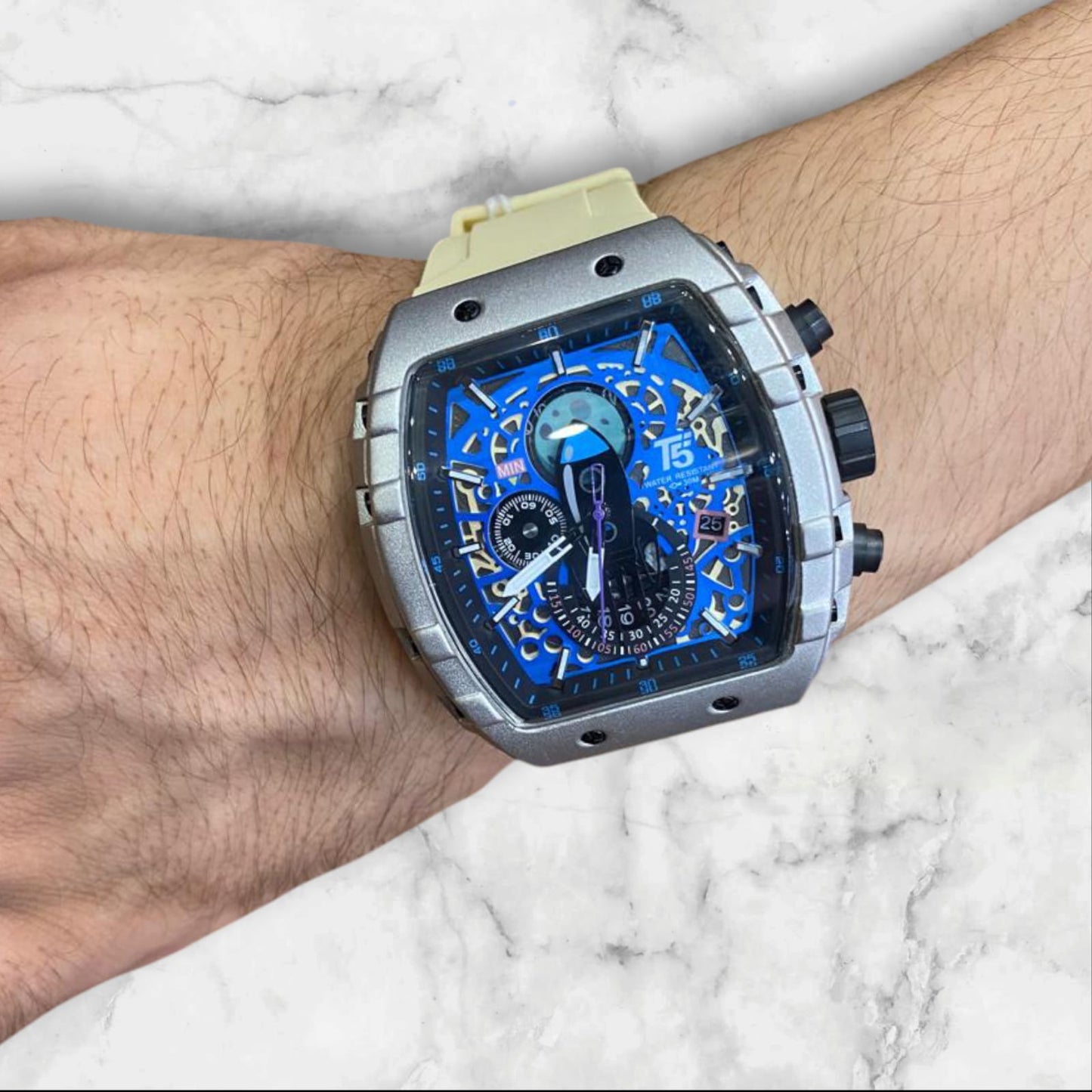 T5 STRAP WATCH