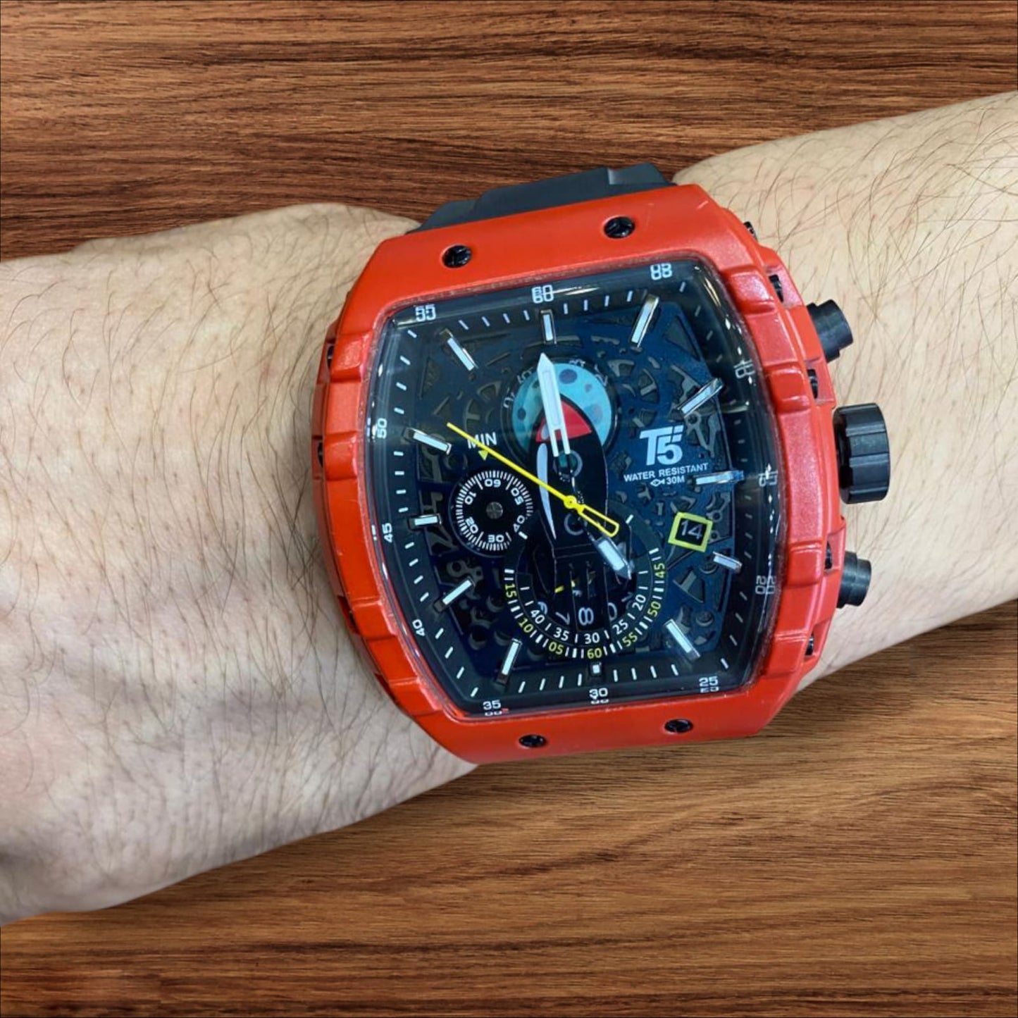 T5 STRAP WATCH