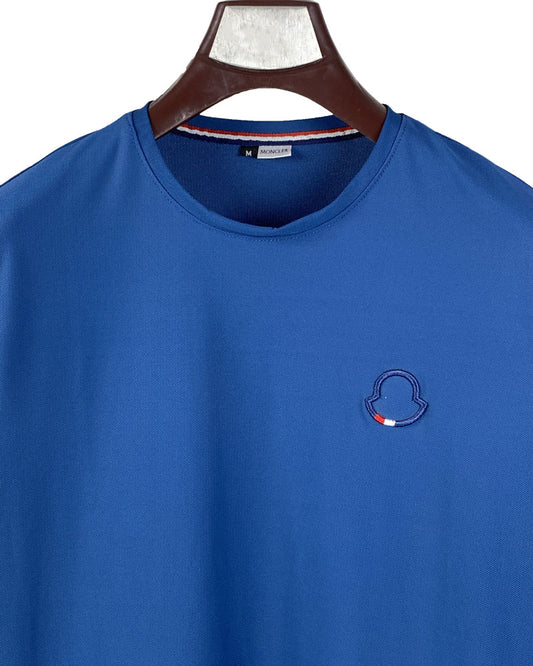 Dazzle Men’s Blue Casual T-Shirt – Classic Fit with Signature Logo Detail